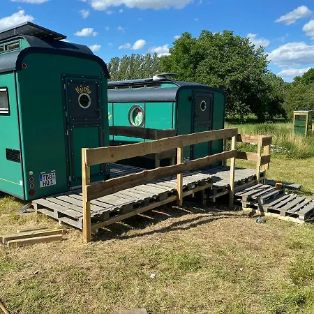 Tauber Glamping Mobil Campsite 3*
